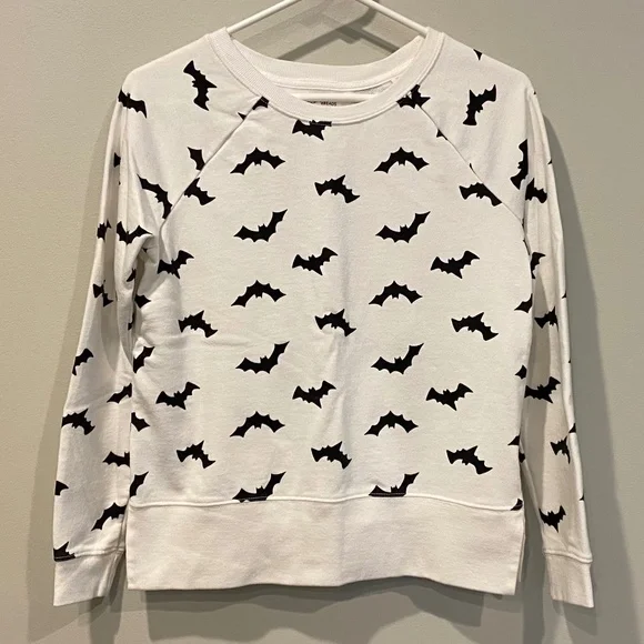 Black and White Bats Sweatshirt - Picture 1 of 3